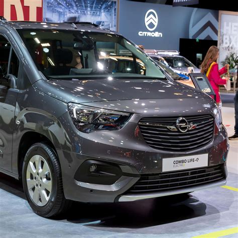 More electric cars eligible for new Government grants | Perspective Media