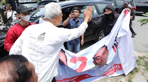 Kecurigaan Publik Lihat Ganjar Ajak Makan Pendukung Prabowo Di Balikpapan