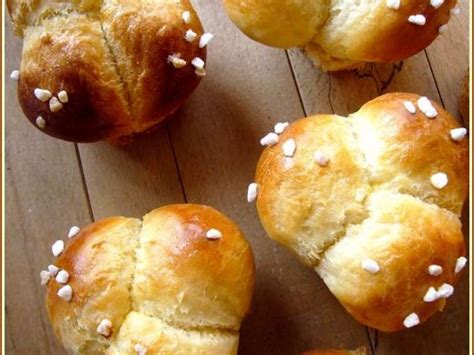 Petites Brioches Au Sucre Recette Ptitchef