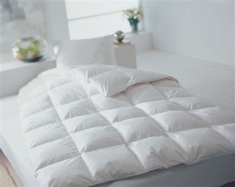 Luxury Scandinavian Down Comforters | The Down Comforter Store