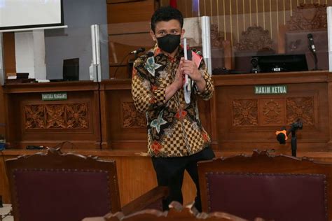 Foto Pengacara Kekeh Ferdy Sambo Tak Tembak Brigadir J Tantang Jaksa