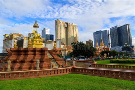 Samdech Choun Nath Statue City Park Skyline Phnom Penh Cambodia Stock Photo - Image of ...