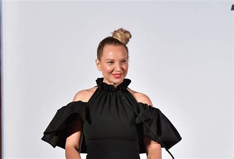 Sia Furler Net Worth Celebrity Net Worth