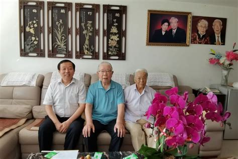 温馨祝福，浓浓问候教师节前夕校领导慰问老教师代表 北京中医药大学