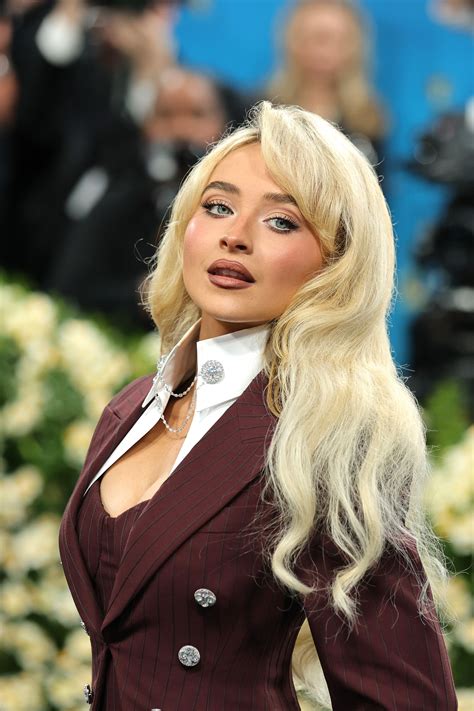 sabrina carpenter hair 7