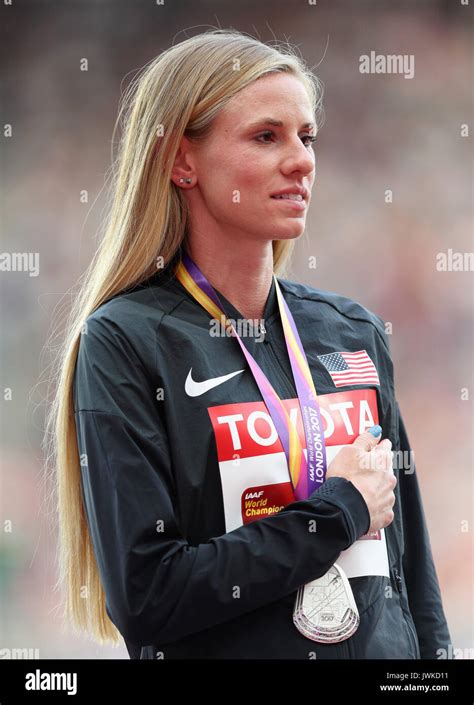 Usas Courtney Frerichs Silver On The Podium For The Womens 3000m