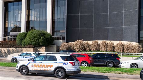 Videos Show Exchange of Gunfire at Houston Megachurch - The New York Times