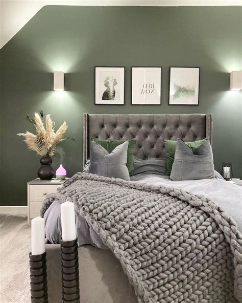 39+ Green and White Bedroom Ideas That Totally Inspire in 2024 | Houszed