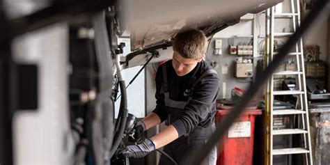 Ausbildung Zum KFZ Mechatroniker Nutzfahrzeugtechnik W M D EDEKA