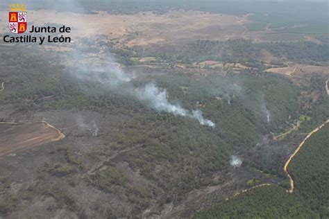 Los Medios Desplegados Aseguran El Per Metro Del Incendio De San