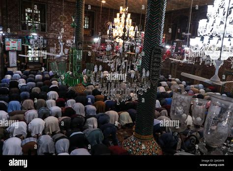 Srinagar Kashmir India Th Apr Muslims Seen Offering Prayers