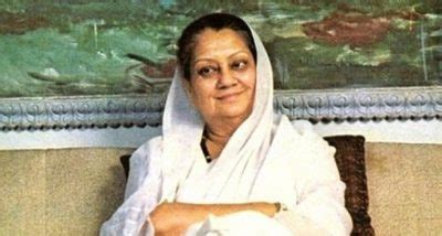 12 October: Remembering Vijaya Raje Scindia on her birth anniversary - Observer Voice