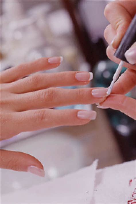 Aprende A Hacerte La Manicura Francesa En Casa Como Una Profesional