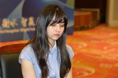 围棋女神 “棋界第一美女” 黑嘉嘉，长相甜美，如今跨界到演艺圈嘉嘉围棋棋界新浪新闻