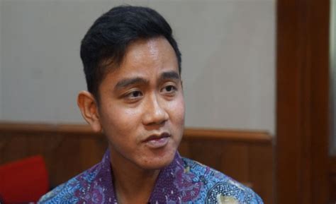 Respons Gibran Soal Pemecatan Bobby Sebagai Kader PDIP Jagatbisnis