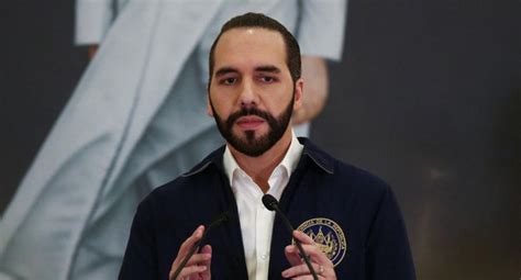 Nayib Bukele Presidente de El Salvador anuncia que buscará la