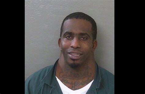 Who Is Neck Guy, Charles Dion McDowell? Florida Man's Mugshot Goes ...