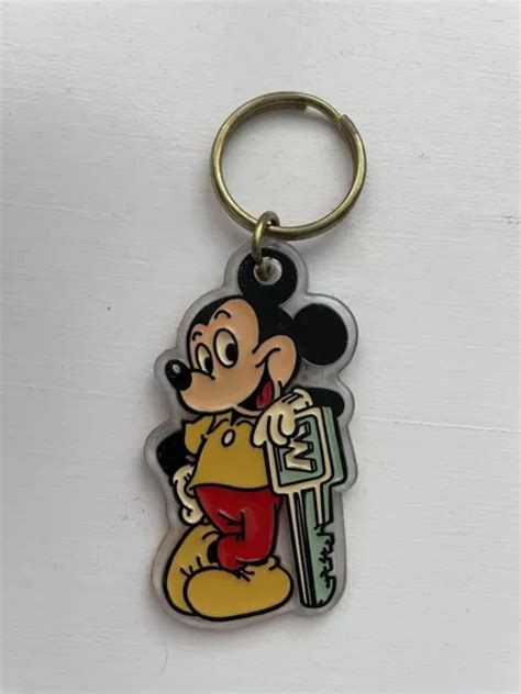 Vintage S Walt Disney Mickey Mouse Keyring Picclick Uk