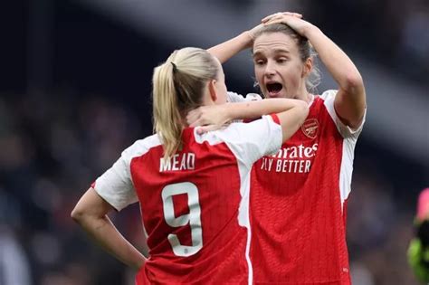 Arsenal Boss Jonas Eidevall Hits Back At Critics As Wsl Title Race Blown Wide Open Mirror Online