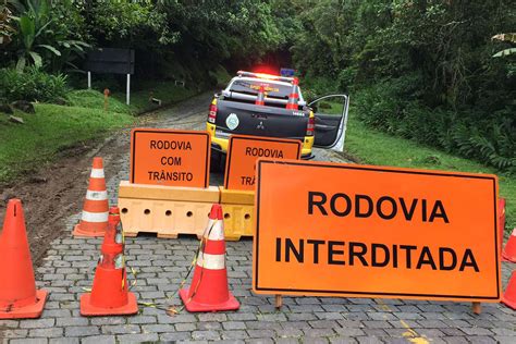 Estrada Da Graciosa Permanece Bloqueada Der Pr Monitora Rea Afetada