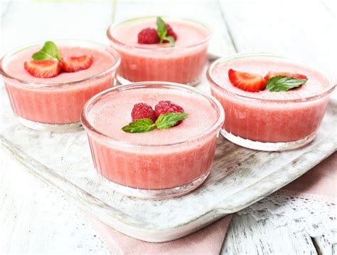 Que vous soyez débutante ou experte en cuisine la mousse de fruits est