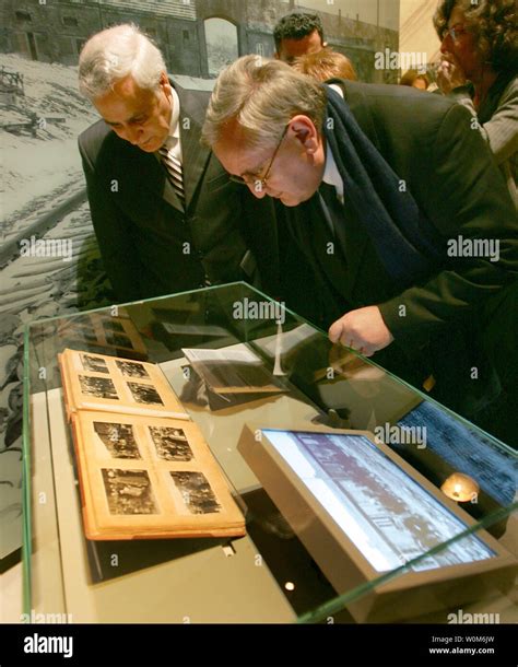 Todeslager Auschwitz Ii Birkenau Stockfotos Und Bilder Kaufen Alamy