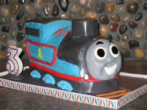 Thomas The Tank Engine - CakeCentral.com