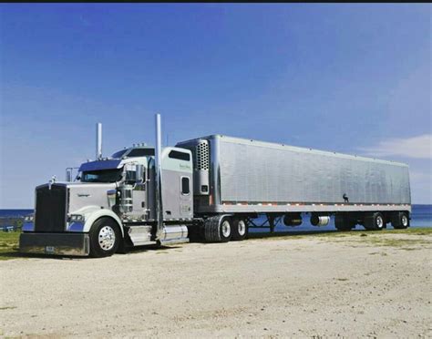 Kenworth Custom W900L With Matchin Reefer Big Trucks Big Rig Trucks