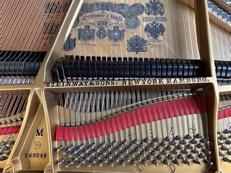 STEINWAY SONS M 170 Restaurado Hinves Pianos