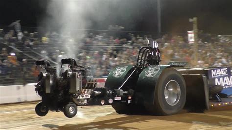 Tractor Pulling 2021 Lucas Oil Modified Tractors In Action At Buck