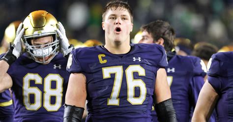 Notre Dame Ot Joe Alt Goes Top In Mel Kiper S Mock Draft