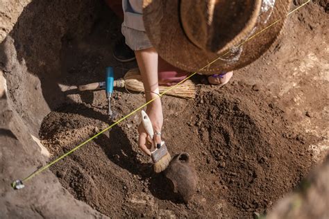 Cidad O Norte Americano Devolve Artefactos Mais De Dois Mil Anos