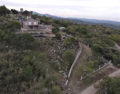 Casa En Las Sierras De Cordoba Emplazada Sobre 3 Terrenos MercadoLibre