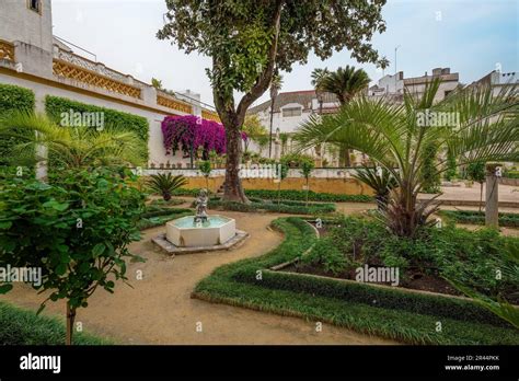 Small Garden Jardin Chico At Casa De Pilatos Pilates House Palace