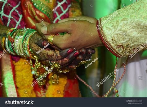 Beautiful Indian Hindu Dulha Dulhan Handindian Stock Photo 1812449695