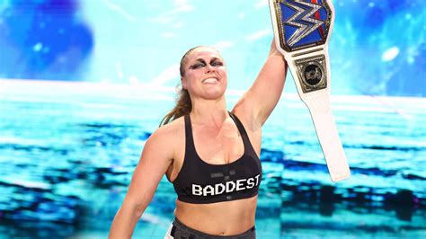 Ronda Rousey makes Charlotte Flair say “I Quit” to win the SmackDown ...