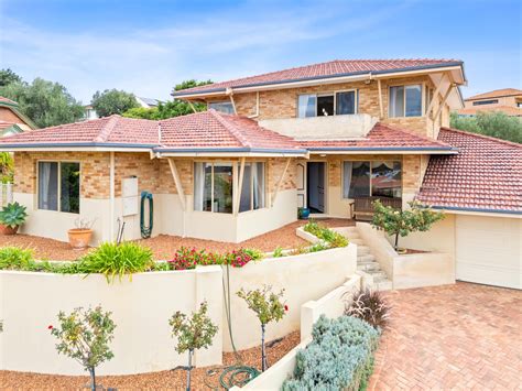 15 Rhodes Rise, Coogee WA 6166 | Domain