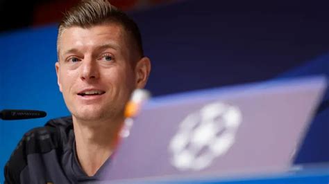 Sigue Kroos Rompe Su Silencio Y Habla De Su Futuro Con Real Madrid