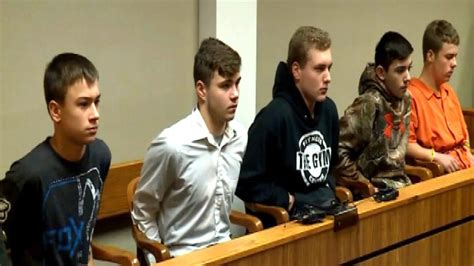 5 Teens In Deadly Highway Rock Throwing Case Denied Bond Cnn