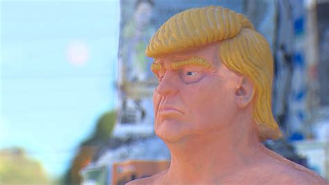 Naked Donald Trump Statue Leaves Seattle S Capitol Hill Komo Hot Sex