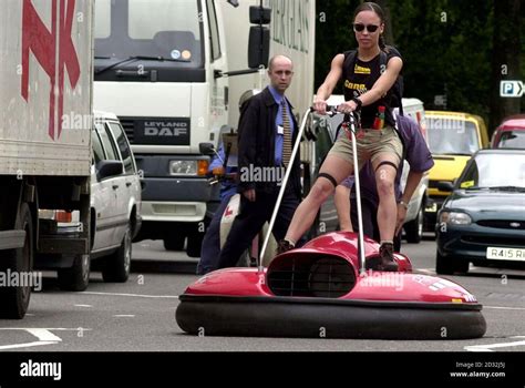 Solo Hovercraft Fotos Und Bildmaterial In Hoher Aufl Sung Alamy