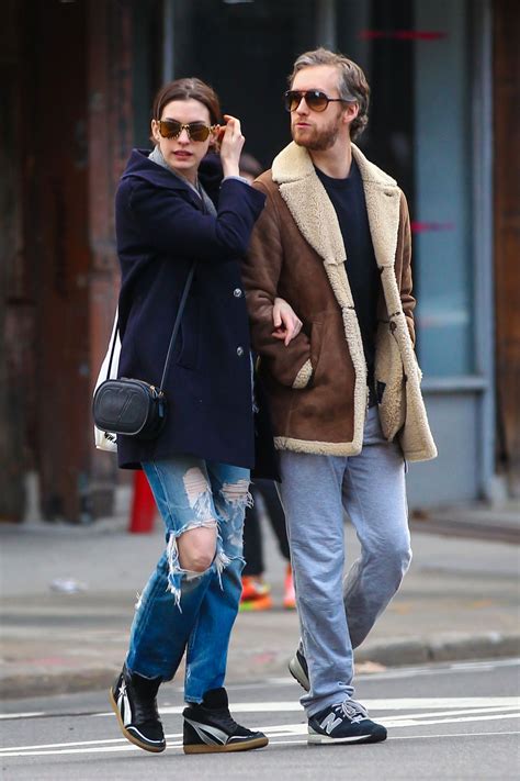 ANNE HATHAWAY and Adam Shulman Out and About in New York - HawtCelebs