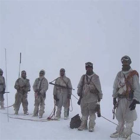 Miracle In Siachen Soldier Found Alive 6 Days After Under 25 Feet