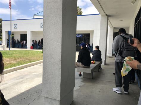 Long Beach, CA DMV is cheating Online Wait Times Reported: 27min 6/6