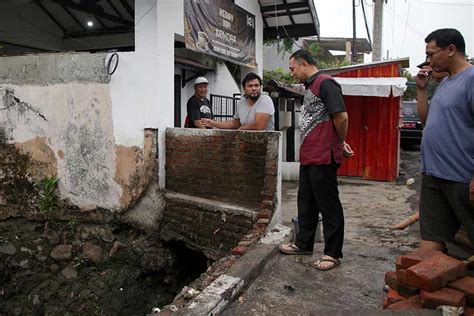 Sidak Dukuh Kupang Eri Cahyadi Sebut Bangunan Penyebab Banjir Akan