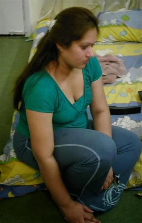 Hot Collection Of Desi Bhabhi Aunty And Girl Sex Super Hot Sexy Desi Girls Photo