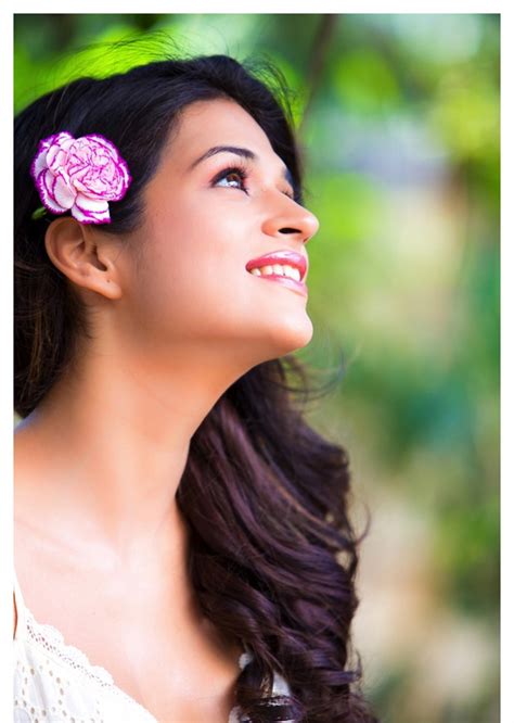 Shradda Das Hot Photo Shoot Bang My Stepmom