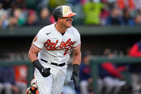 Orioles Rally To Top Red Sox 5 4 For 7th Straight Win