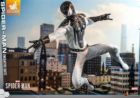 Hot ToysMarvels Spider Man蜘蛛俠負空間戰衣 Negative Suit 1 6比例珍藏人偶 Toys