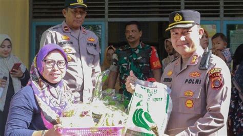 Jadi Bapak Asuh Anak Stunting Kapolres Dan Pj Wali Kota Sabang Bagikan